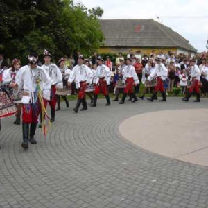 Hody 2004