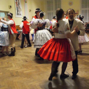 5.2.2011 Krojovaný ples