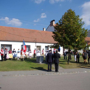2.10.2011 položení věnce