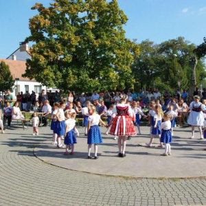 2.10.2011 tanečky