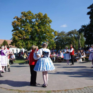 2.10.2011 tanečky