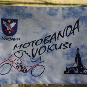 2.10.2011 vlajka Vokuši