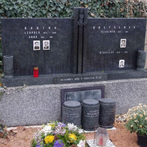 Hrob 15 17.11.2011
