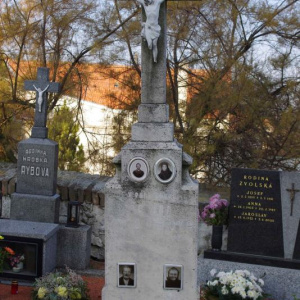 Hrob 077 12.11.2011