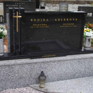 Hrob 107 17.11.2011