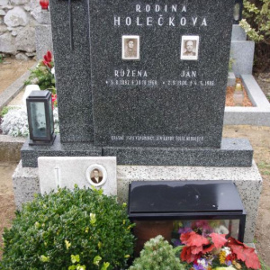 Hrob 140 17.11.2011