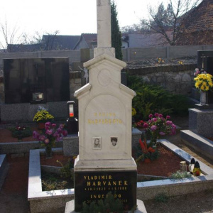 Hrob 153 12.11.2011
