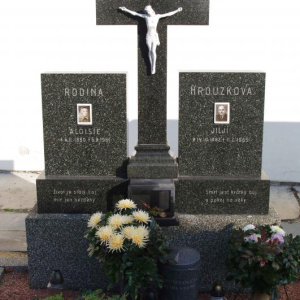 Hrob 161 12.11.2011