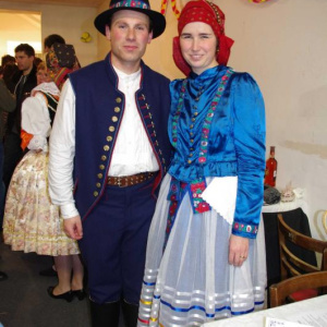 Domácí krojovaní