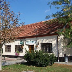 Hostinec