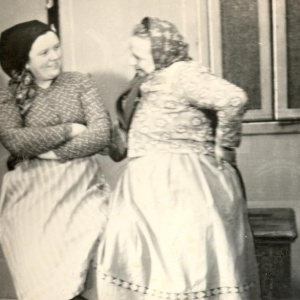 Maryša: na snímku V.Severová, V.Krejčí