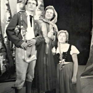 Strakonický dudák: na snímku J.Hladký, V.Severová, M.Ondrůjová