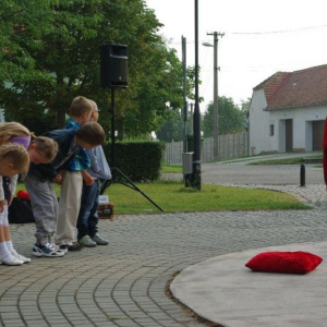 3.9.2012