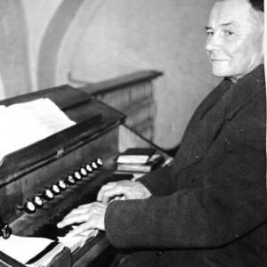 1990 Antonín Sedláček u varhan