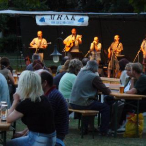 Country skupina Mrak