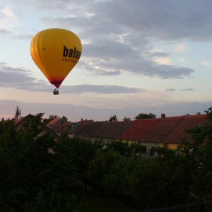 Horkovzdušný balón nad Žatčanami 2.6.2009 20:41