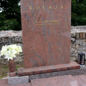 042 Kolaja