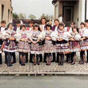 Hody 1990