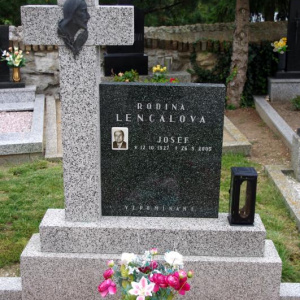 096 Lengálova